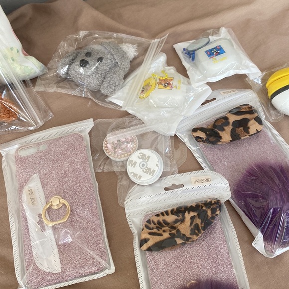 Bundle IPhone Cases & ear pod cases ring stands! Cute all colors. Kids - Picture 4 of 6
